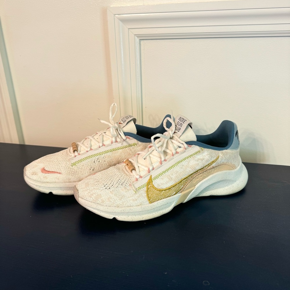 Nike Women’s Sneakers